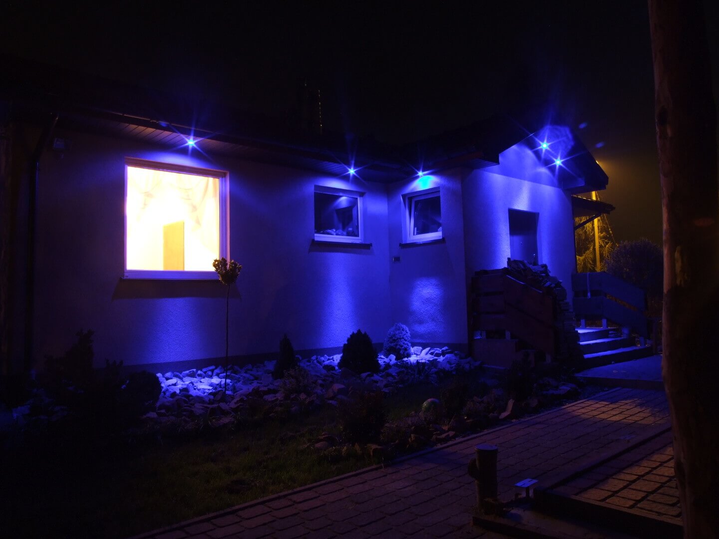 b9efd360-60e6-11e8-b881-525400d183e6_hd_dscf2141